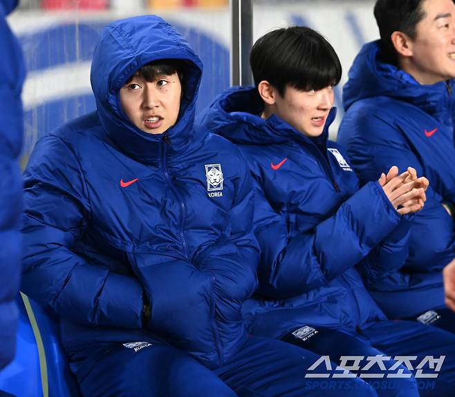 20일 고양종합운동장에서 열린 대한민국과 오만의 2026 북중미 월드컵 아시아지역 3차 예선, 경기 시작을 기다리는 이강인과 양민혁의 모습. 고양=허상욱 기자wook@sportschosun.com/2025.03.20/