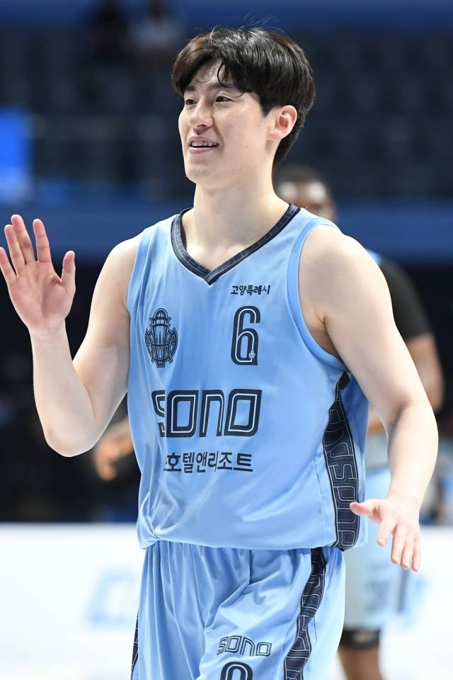미소를 잃었던 ‘작정현’ 이정현. 그러나 그는 화려하게 부활했다. 사진=KBL 제공