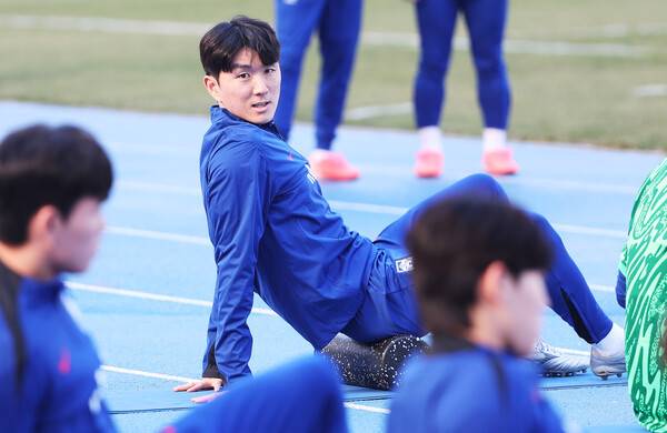 ▲ 축구대표팀이 오만전 1-1 무승부를 뒤로 하고 요르단과 만난다. 홍명보 감독의 구상이 주목되는 이유다. 손흥민의 침묵을 깨야 하고 황인범을 100% 컨디션으로 만들어야 한다. ⓒ연합뉴스