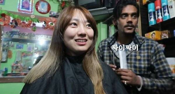 인도 이발소를 간 여성 유튜버