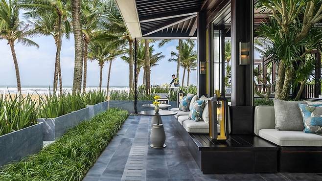 비치 바 /사진=포시즌스 리조트 남하이