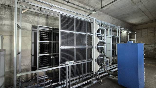 24일 대전 중구 지하철 서대전네거리역 공조실에서 지하철용 초미세먼지 저감장치가 시범 운영되고 있다. 김윤수 기자