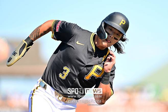 ▲ 개막 로스터 한 자리를 위해 치열한 경쟁을 벌이고 있는 배지환