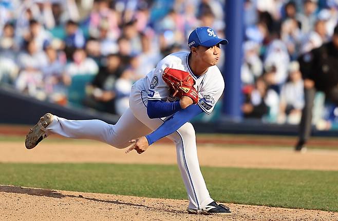 ▲ 데뷔전에서 최고 구속 154.9㎞를 기록하며 2024년 어떤 국내 좌완보다 더 빠른 공을 던진 배찬승 ⓒ삼성라이온즈