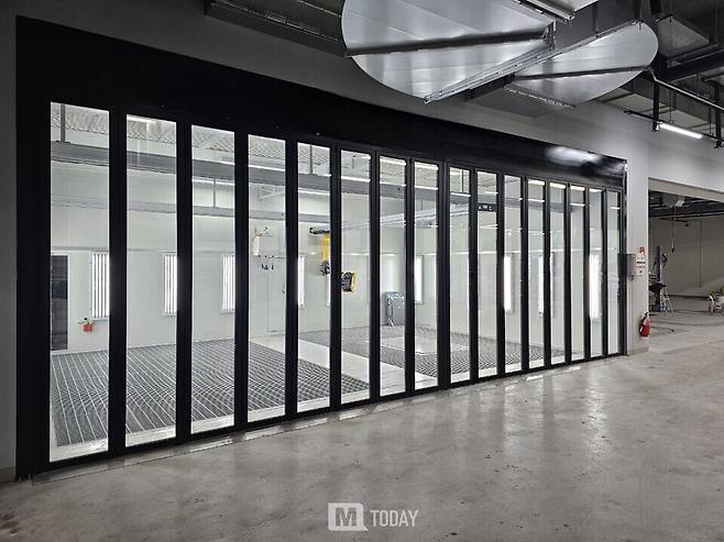 BYD&nbsp;Auto&nbsp;수원&nbsp;서비스센터 '샌딩부스'