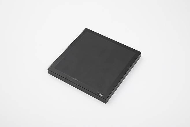 다공질 세라믹 흡착 플레이트