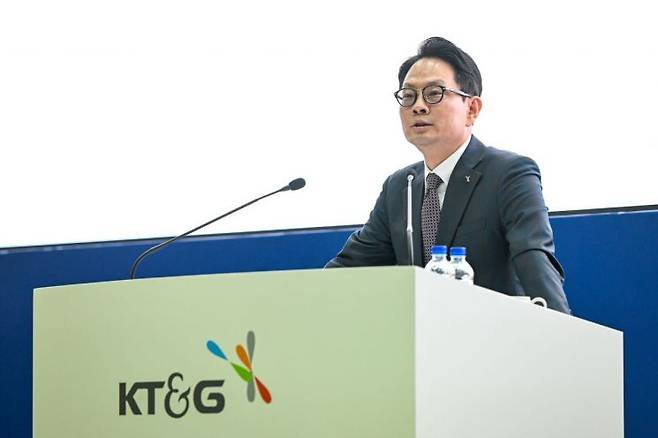방경만 KT&G 사장이 26일 대전 인재개발원에서 개최한 제38기 정기주주총회에서 인사말을 하고 있다. [사진=KT&G 제공]