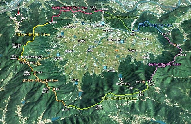 ‘합천 운석충돌구’ 탐방로 지도. 7개 구간으로 나뉘어 있으며, 연결 도로를 포함해 전체 길이 33㎞에 이른다. 합천군 제공