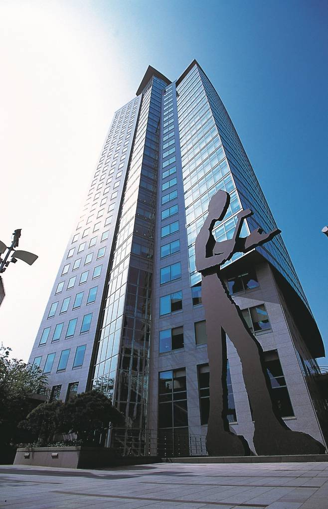 흥국생명과 흥국화재 본사가 위치한 서울 종로구 흥국생명 빌딩. 흥국생명