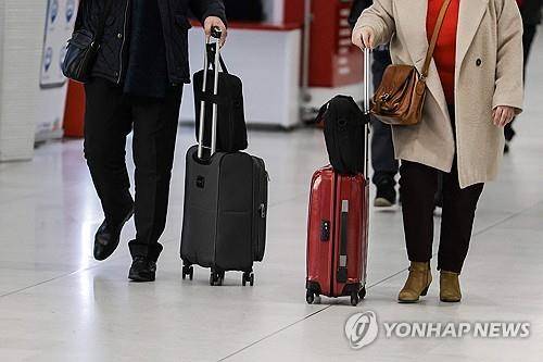 파리 샤를드골 공항 내부 [AFP 연합뉴스 자료사진. 재판매 및 DB 금지]
