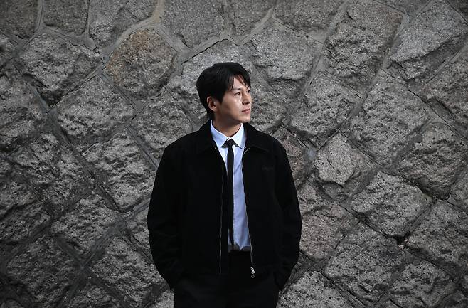Actor Ryu Soo-young poses for a photo ahead of an interview with The Korea Herald in Yongsan-gu, Seoul, on Mar. 13. (Im Se-jun/The Korea Herald)