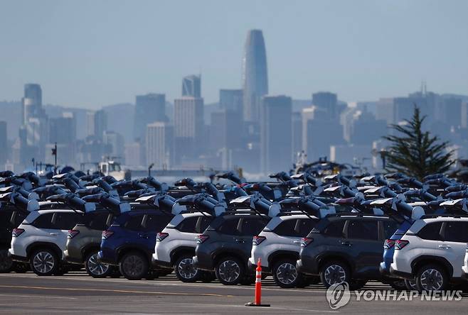 캘리포니아 리치몬드 지역에 줄지어 서 있는 일본제 수입 신차들 [AFP 연합뉴스 자료사진. 재판매 및 DB 금지]