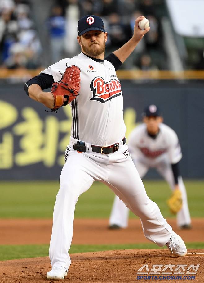 28일 잠실구장에서 열린 두산 베어스와 삼성 라이온즈의 경기. 두산 콜어빈이 역투하고 있다. 잠실=박재만 기자 pjm@sportschosun.com/2025.03.28/