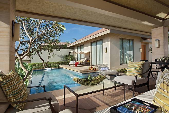 4x10미터 규모의 오션 풀빌라 전용 수영장. 사진제공|팜투어