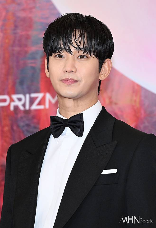 &nbsp;김수현