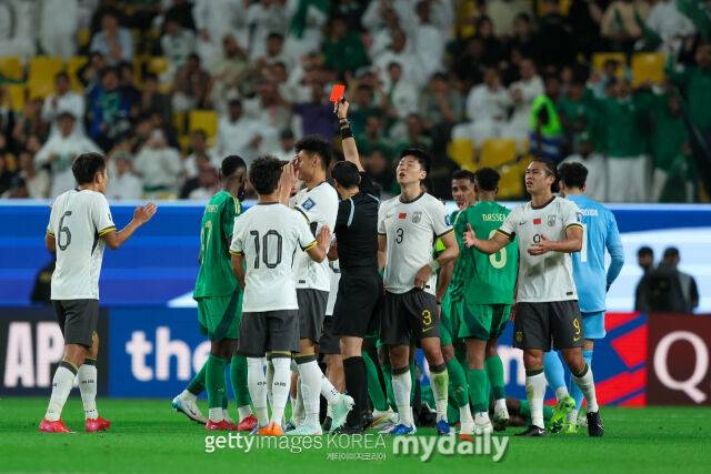 중국과 사우디아라비아의 월드컵 예선 경기장면/게티이미지코리아