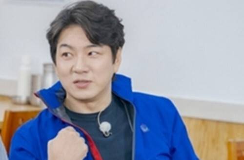 송일국이 어머니 김을동과 판사 아내와의 사이를 밝힌다. ENA ‘최화정 김호영의 보고싶었어’ 갈무리