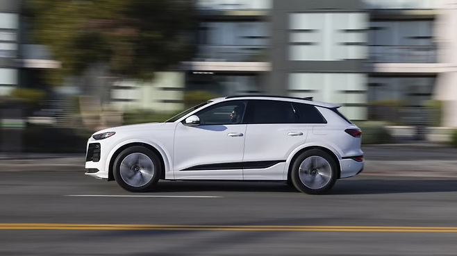 아우디 Q6 e트론