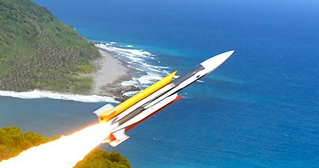 대만이 2022년 양산을 시작한 칭톈 초음속 순항미사일. 대만은 이 미사일을 바탕으로 극초음속 미사일 칭톈 2를 개발 중이다. /대만 국방부