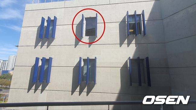 구조물 추락 사고가 일어난 창원NC파크 / OSEN DB