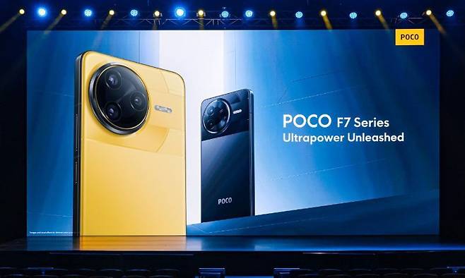 샤오미가 27일 오후 5시(현지시간) 싱가포르 샌드 엑스포 & 컨벤션 센터에서 신제품 출시 행사를 열고 포코 F7 시리즈를 공개했다. 샤오미 제공