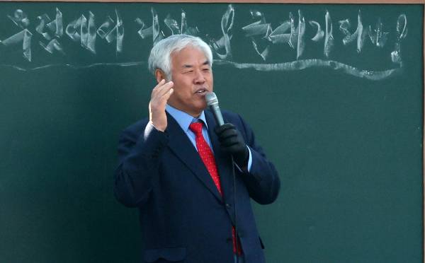 전광훈 사랑제일교회 목사가 헌법재판소를 향해 강하게 반발했다. 사진은 전광훈 목사가 주일 예배에서 발언하는 모습. /사진=뉴스1