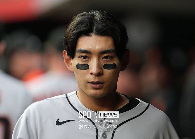 ▲ 샌프란시스코 자이언츠 한국인 메이저리거 이정후가 한국시간으로 31일 미국 오하이오주 신시내티에 위치한 그레이트 아메리칸 볼파크에서 열린 2025 메이저리그 신시내티 레즈와의 방문 경기에서 3번타자 중견수로 선발 출전했다.