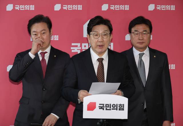 ▲국민의힘 권성동 원내대표가 31일 국회에서 현안 관련 브리핑을 하고 있다. ⓒ연합뉴스