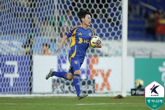 울산 HD 미드필더 이희균. 사진=한국프로축구연맹