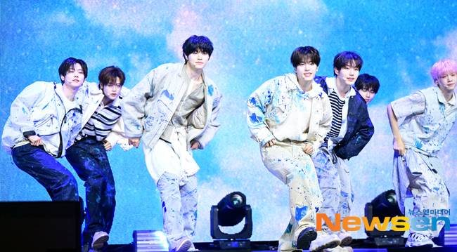 클로즈 유어 아이즈