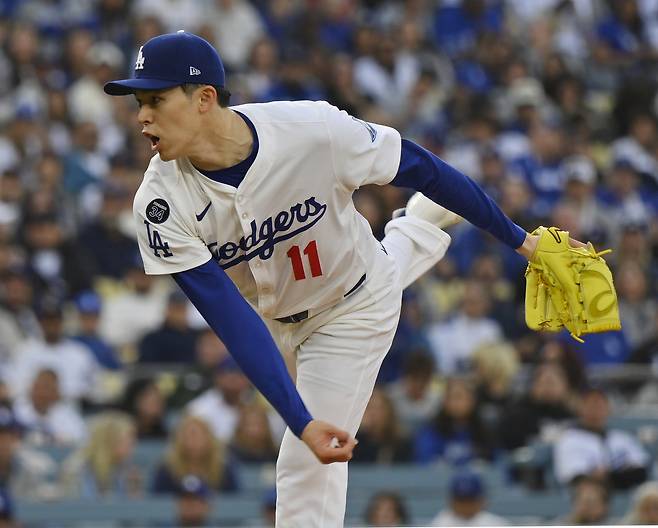 LA 다저스 사사키가 30일 디트로이트전에 선발 등판, 힘차게 투구하고 있다. UPI연합뉴스