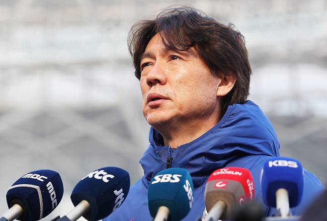 홍명보 한국 축구 국가대표팀 감독