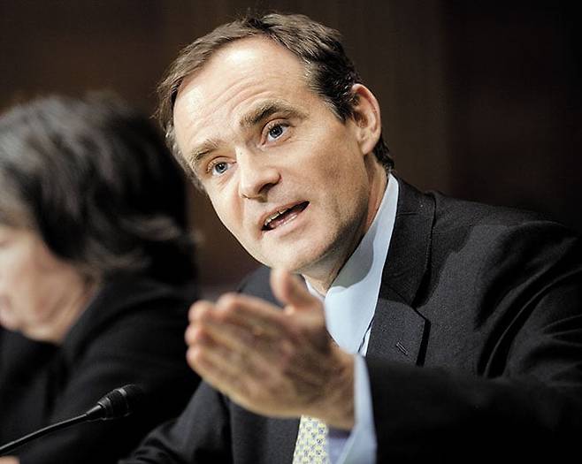 Simon Johnson, Ronald A. Kurtz Professor of Entrepreneurship at the MIT Sloan School of Management