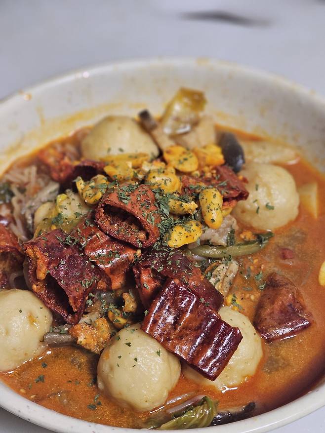 20250403_232415.jpg 악어 마라탕