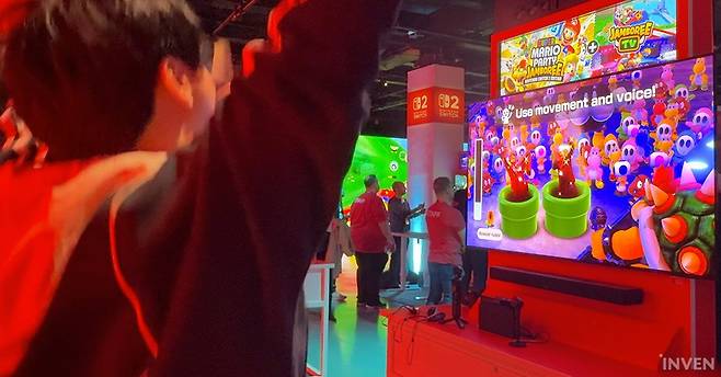 ▲ 굉장히 가까운 거리임에도 넓은 화각을 가진 닌텐도 스위치2 카메라. 좁은 공간에서의 플레이도 수월하게 느껴졌다