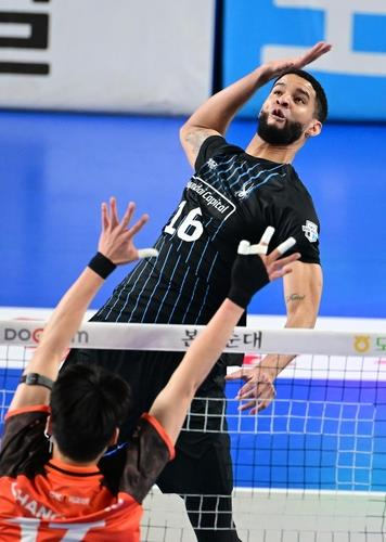 현대캐피탈의 외국인 선수 레오. 사진[연합뉴스]