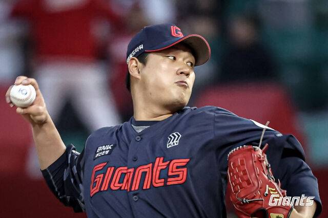 롯데 자이언츠 나균안./롯데 자이언츠