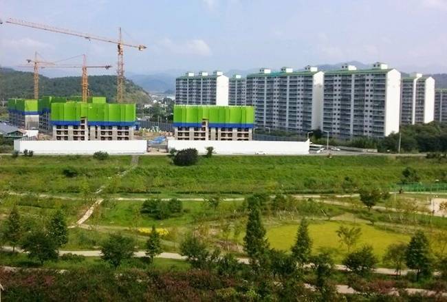 순천시 서면 선평3지구 국민임대주택 건설현장. [박대성 기자]