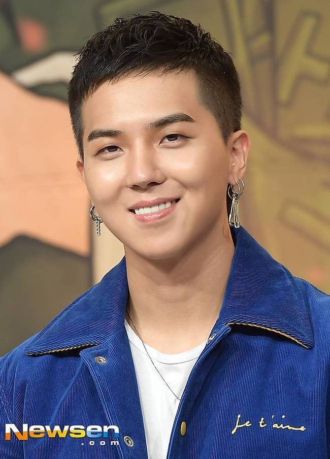 사진=송민호, 뉴스엔DB