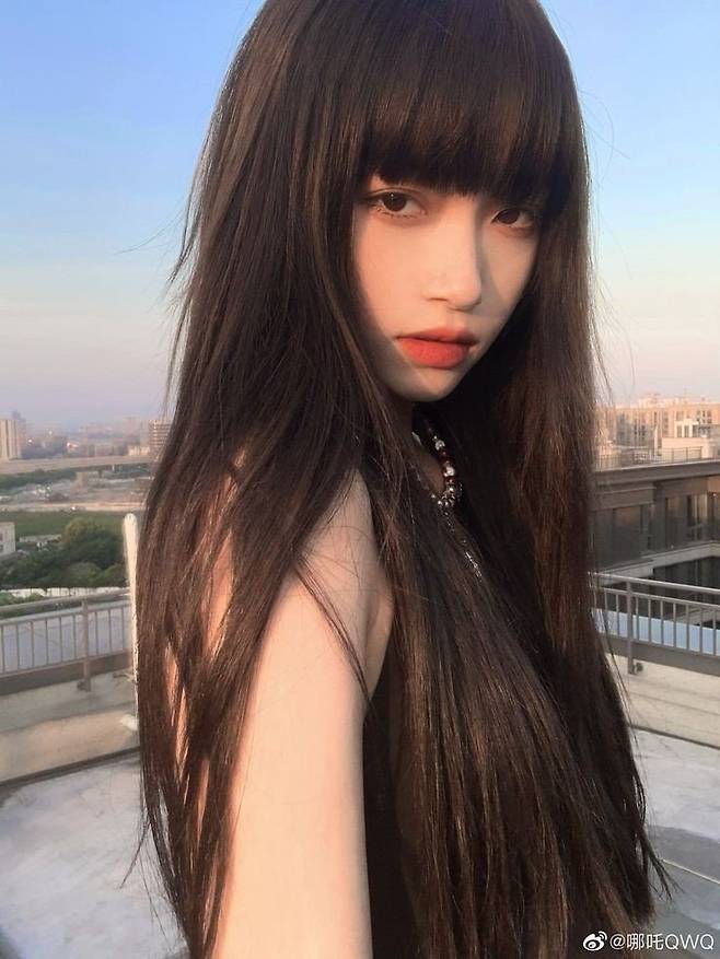 781391a188eb6e8d138cb6bcac12ff8f.jpg 20대 중반까지만 해야된다는 여자머리