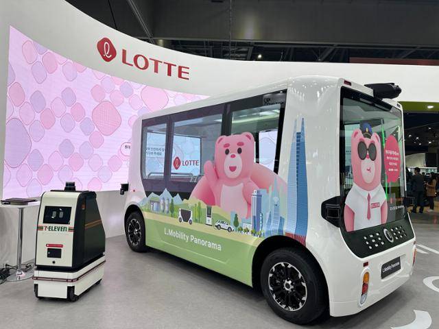 경기 고양시 킨텍스에서 열린 '2025 서울모빌리티쇼' 롯데그룹 전시관. 고양=이상무 기자