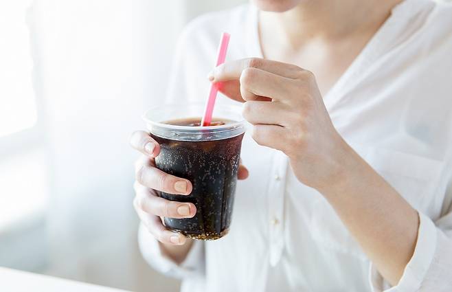 독일 지구과학 연구원인 막시밀리엔느 토에티 알라르트 박사가 방귀 냄새를 악화시킬 수 있는 대표 음식 5가지를 소개했다./사진=클립아트코리아