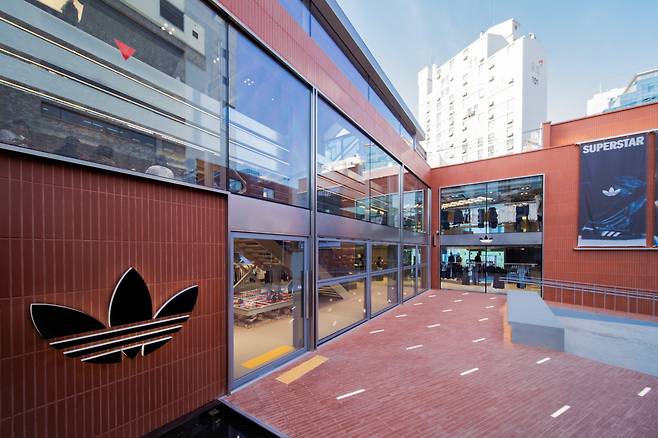 adidas Originals Flagship Seongsu (adidas Korea)
