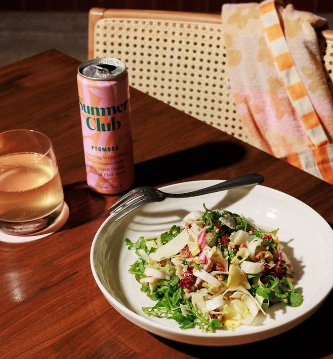 페이버릿 선 내부 / 사진=로머 와이키키 앳 디 앰배서더