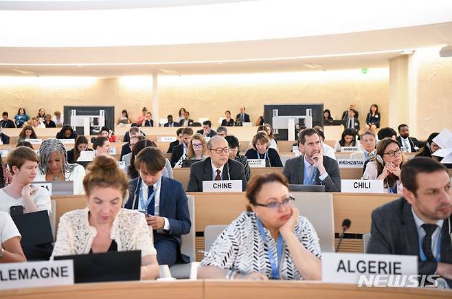 [ 제네바=신화/뉴시스] 유엔인권이사회가 북한의 러시아 파병을 규탄하는 북한인권결의안을 채택했다.. 사진은 지난 2023년 7월15일에 열린 제 52차 유엔인권이사회  회의. 2023.10.05.