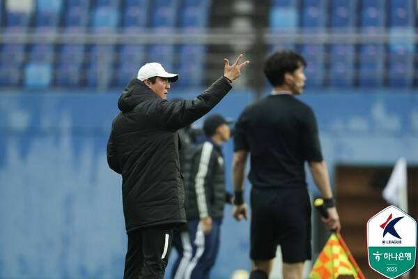대전하나시티즌 황선홍 감독. 사진┃한국프로축구연맹