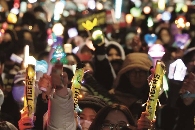 시위 현장. 동아일보 제공