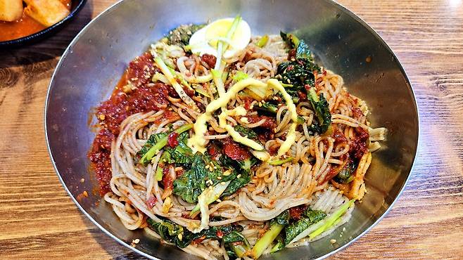 20250405_123214.jpg 가산동에서 막국수 맛있게 한그릇