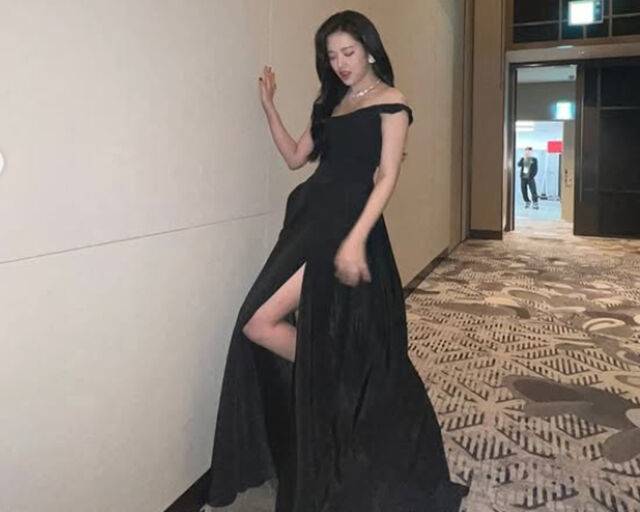 안유진은 '아이브'의 리더로 예능에서도 활발한 활약을 하고 있다. / 안유진 SNS 캡처