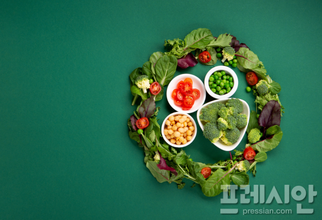 ▲ 최근 물리적인 노화를 늦추는 데 초점을 맞춘 저속노화(Slow Aging)가 새로운 라이프스타일 트렌드로 떠오르고 있다. ⓒ프레시안(문상윤)